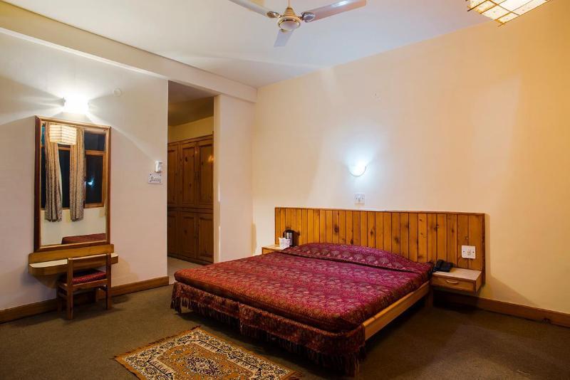 Hotel Manali Continental Exterior foto